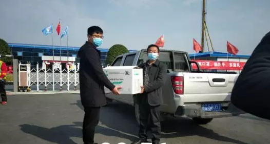 教體新區(qū)熱心捐贈口罩，萬焱建設(shè)定不負(fù)工期！